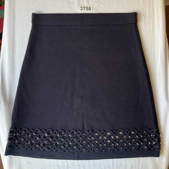 Ann Taylor Women Mini Skirt size M Thick Stretchy A-line Navy Blue - Picture 1 of 8
